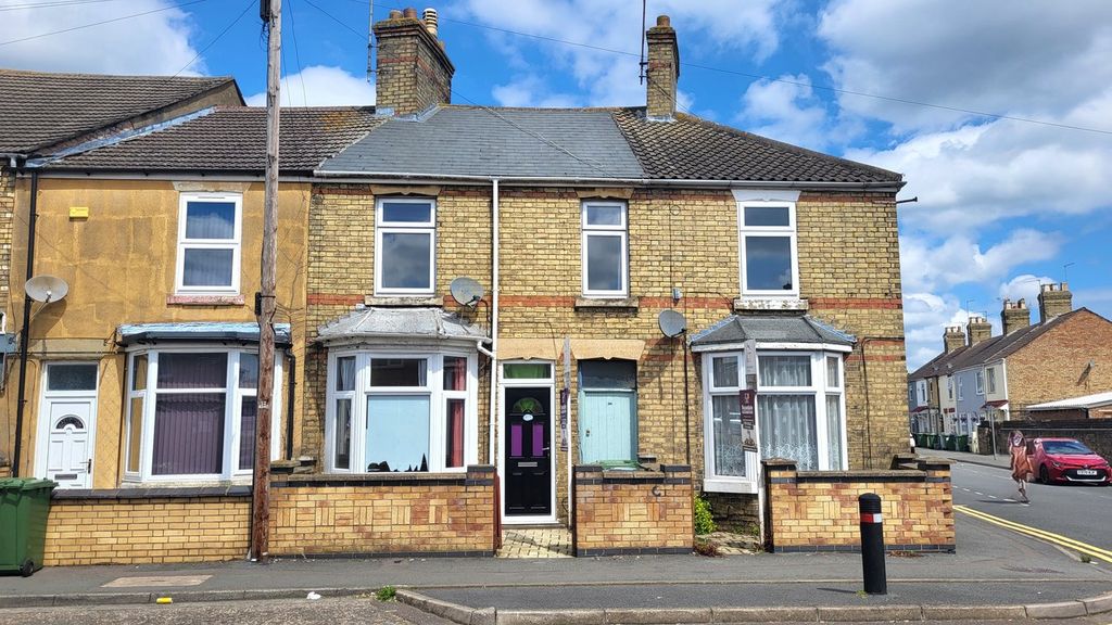 Property photo 1 of 15