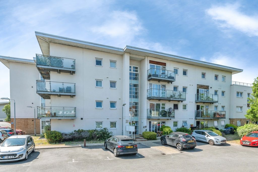 Property photo 1 of 14 Block Exterior