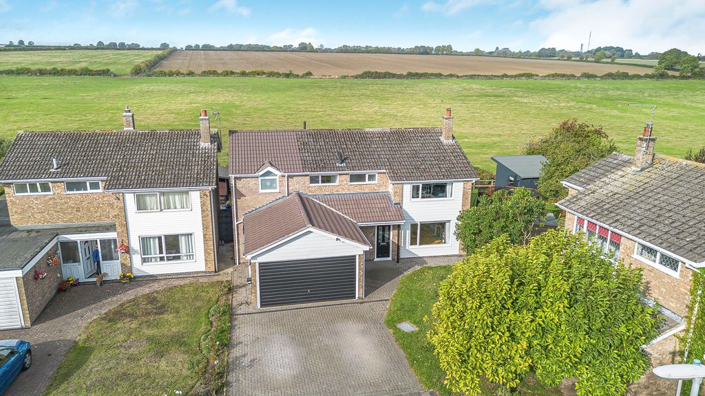 Property photo 1 of 35