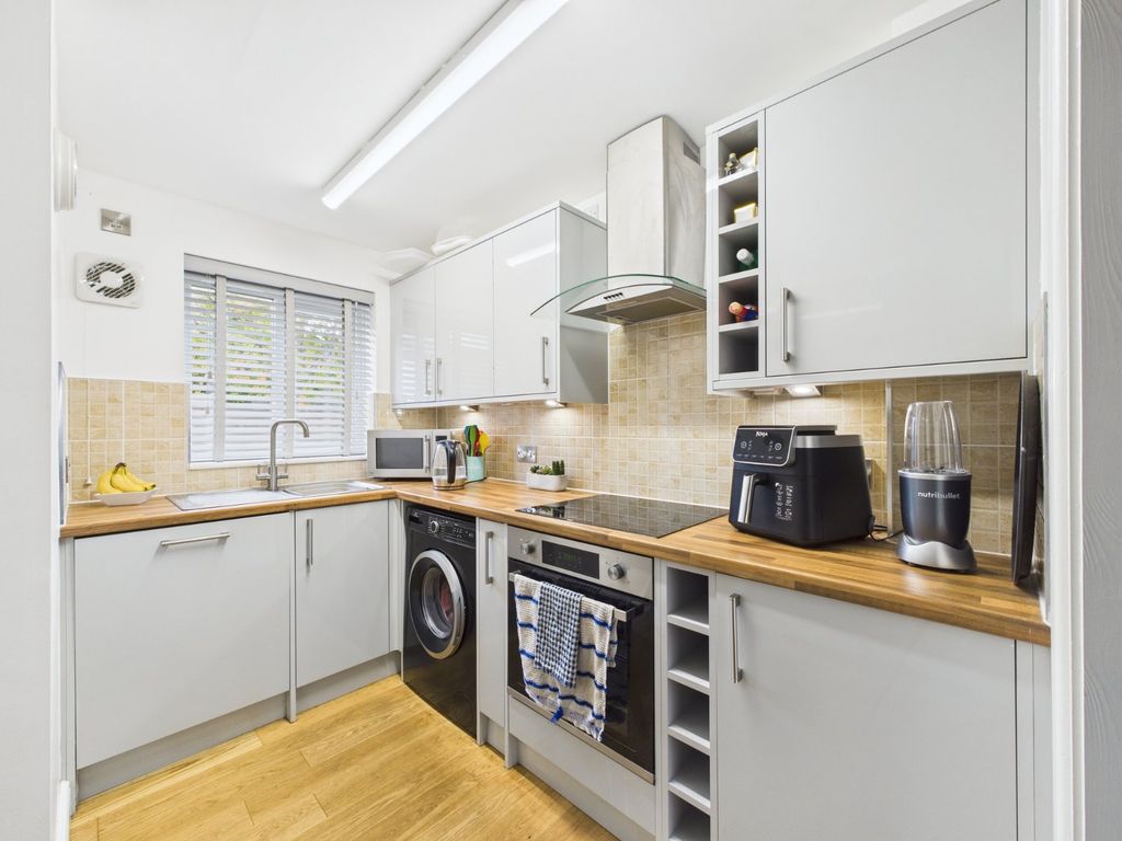 Property photo 2 of 7 Picture No. 06