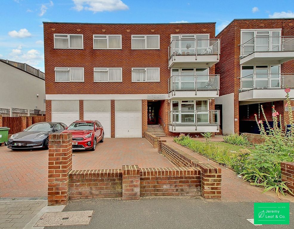Property photo 1 of 11