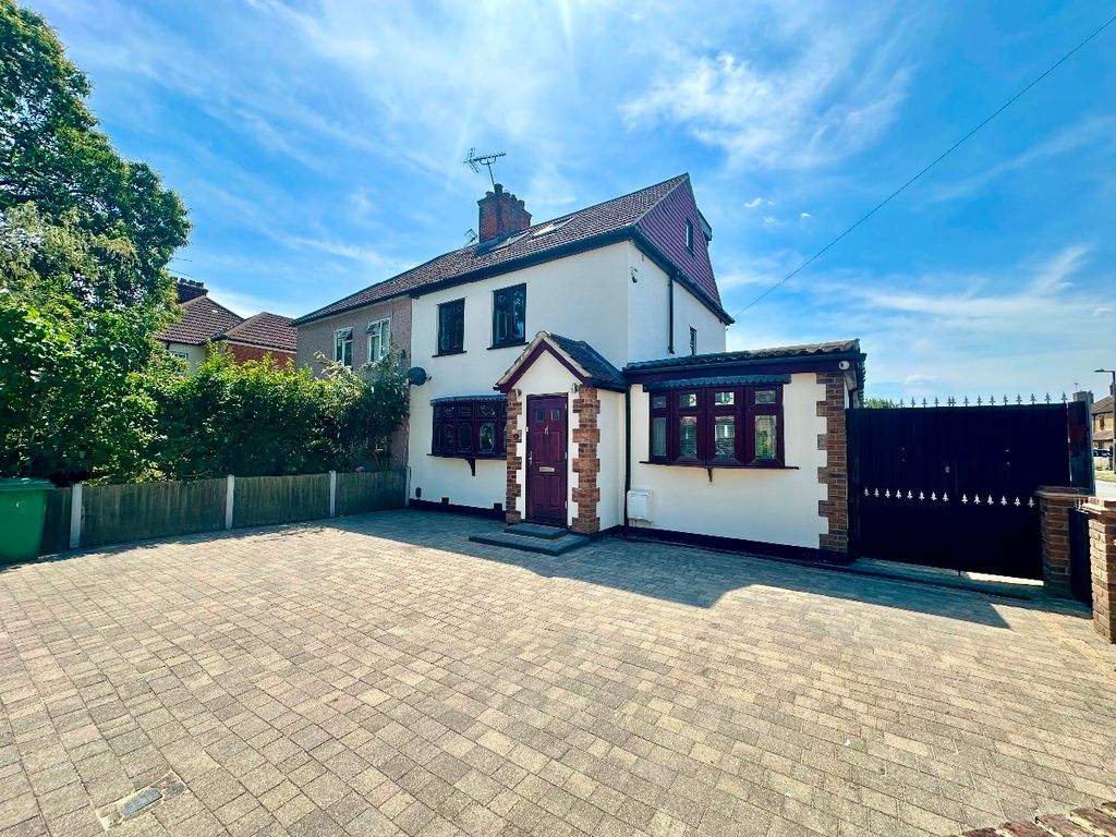 Property photo 1 of 25