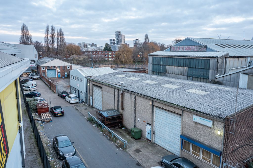 Property photo 1 of 6 Ajax Works, Hertford Road, Barking, London Ig11 8Dy