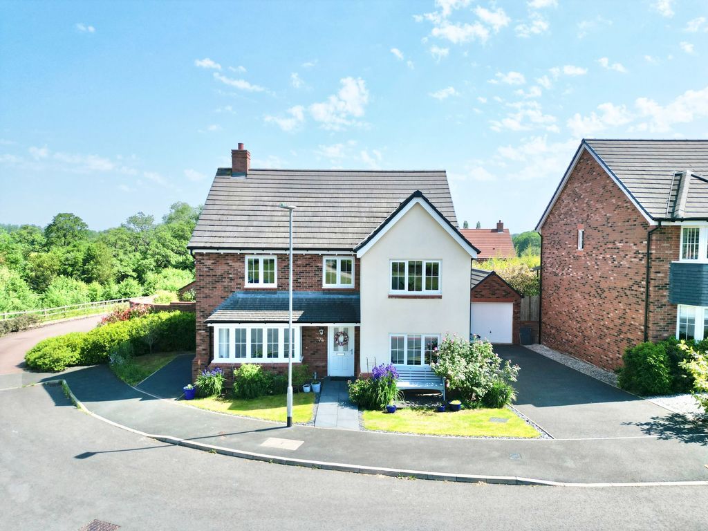 Property photo 1 of 30