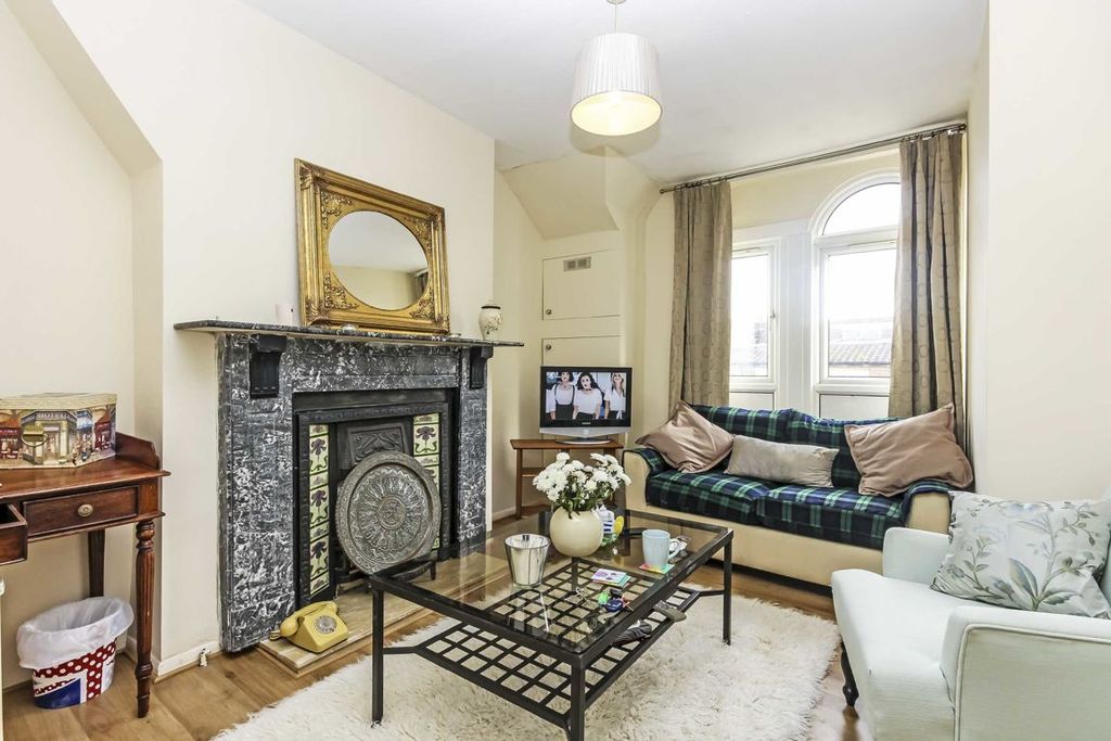 Property photo 2 of 4
