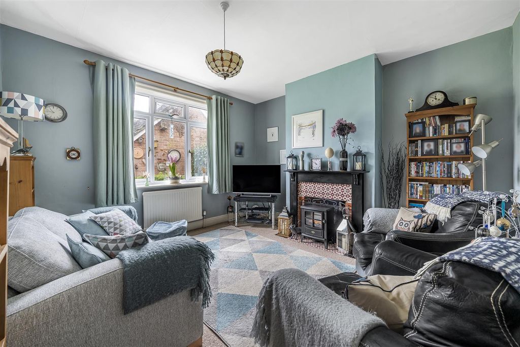 Property photo 3 of 12 934127 (2).Jpg