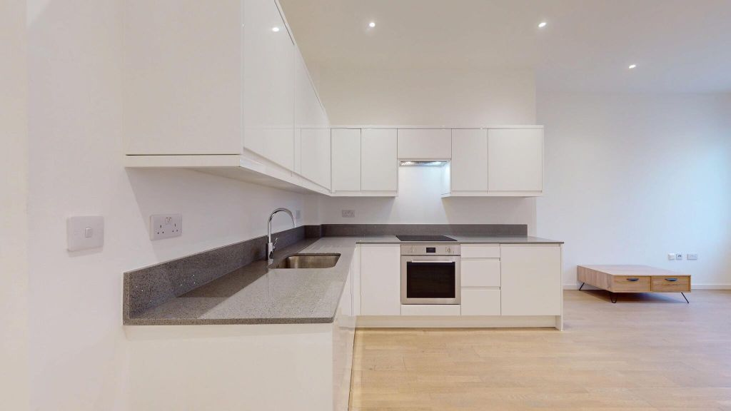 Property photo 2 of 11 Kitchen