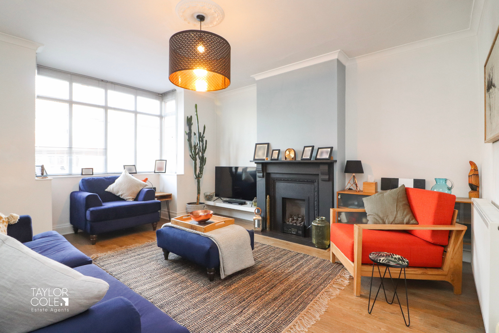 Property photo 3 of 28 6