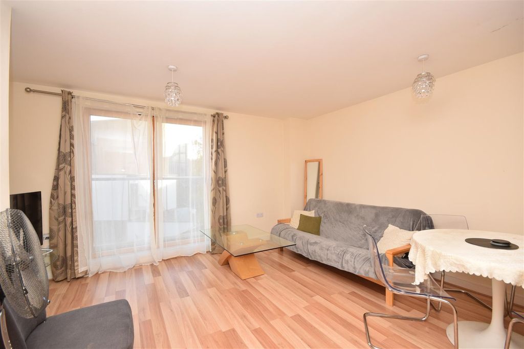 Property photo 2 of 7 1.Jpg