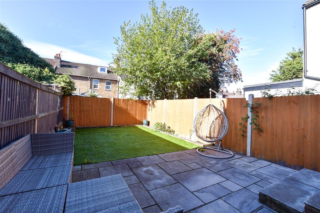 Property photo 2 of 10 External Feature