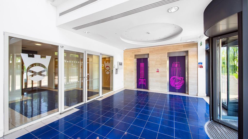 Property photo 2 of 9