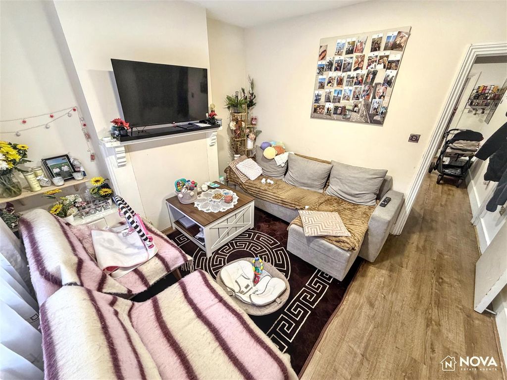 Property photo 2 of 14 Img_4546.Jpg