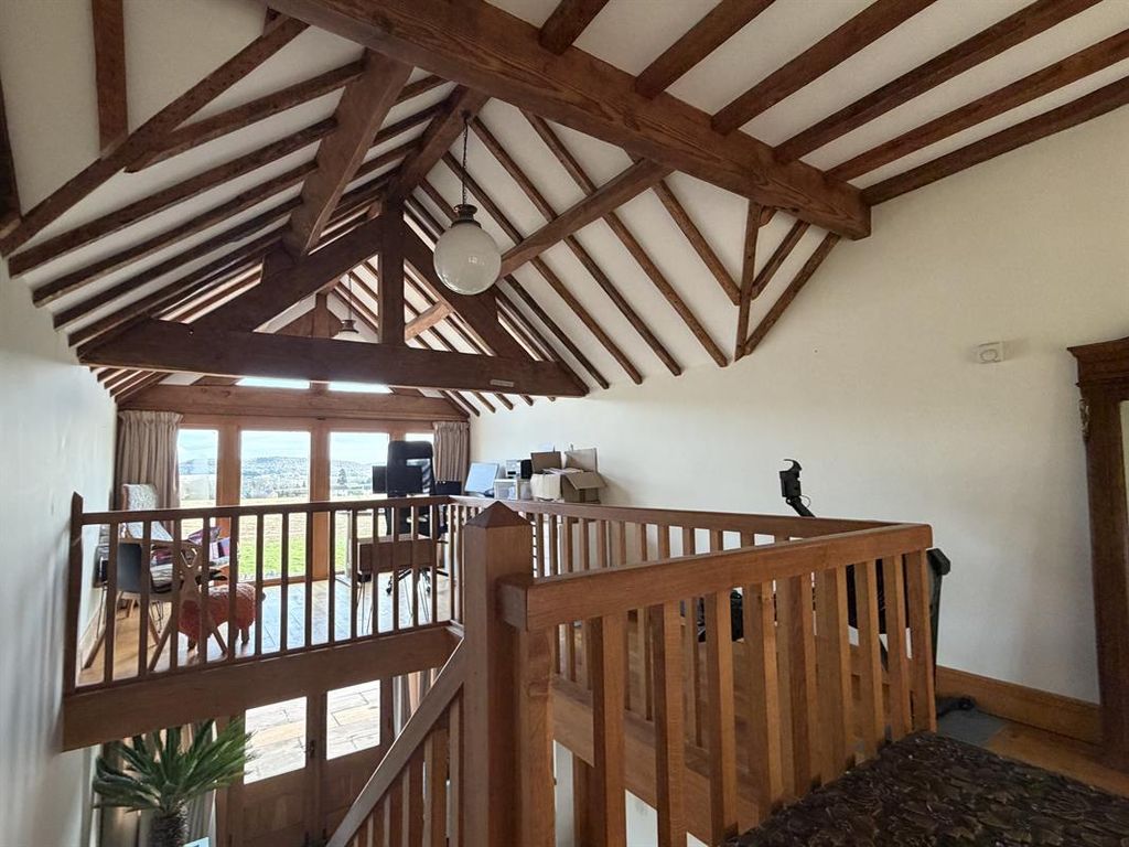 Property photo 3 of 23 Photo 40