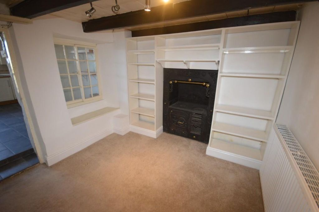 Property photo 3 of 13 Dsc_0020 (Medium).Jpg