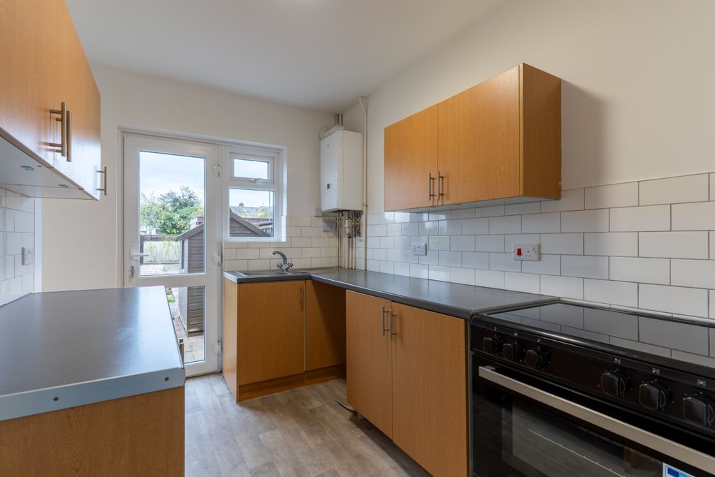 Property photo 3 of 22 5037726