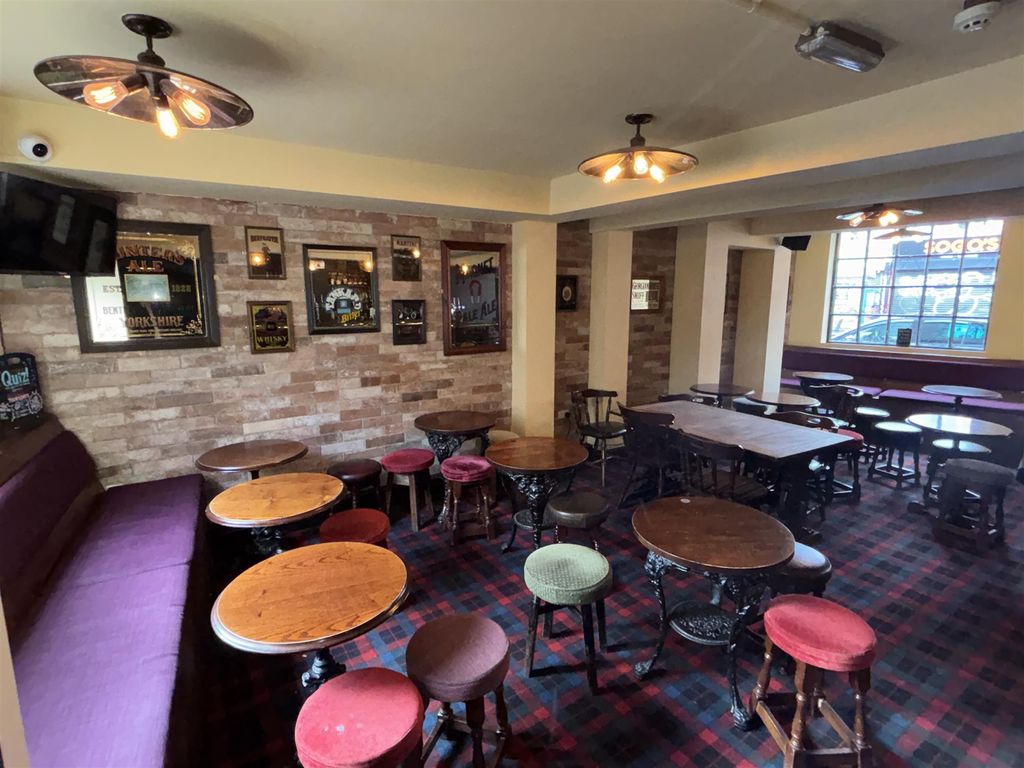 Property photo 1 of 9 Photo 0