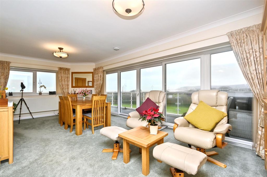 Property photo 2 of 19 Dsc_5063.Jpg