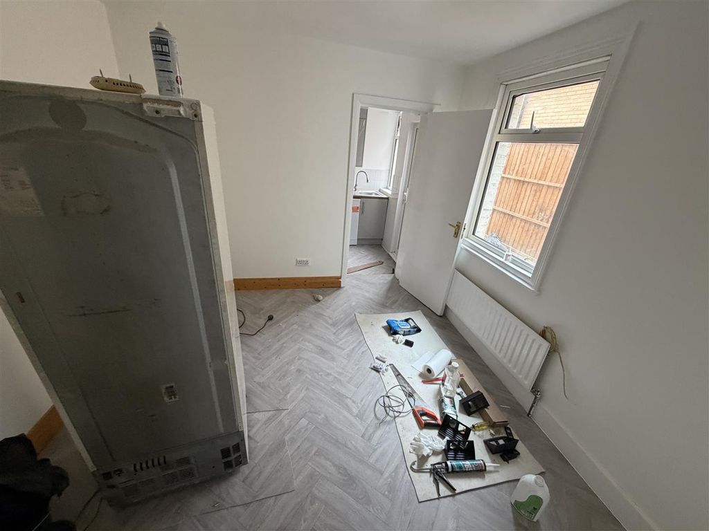 Property photo 3 of 8 Img_2080.Jpg