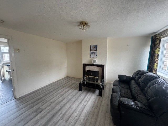 Property photo 2 of 9 Image