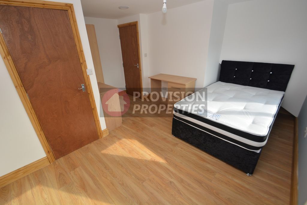 Property photo 2 of 8 Photo