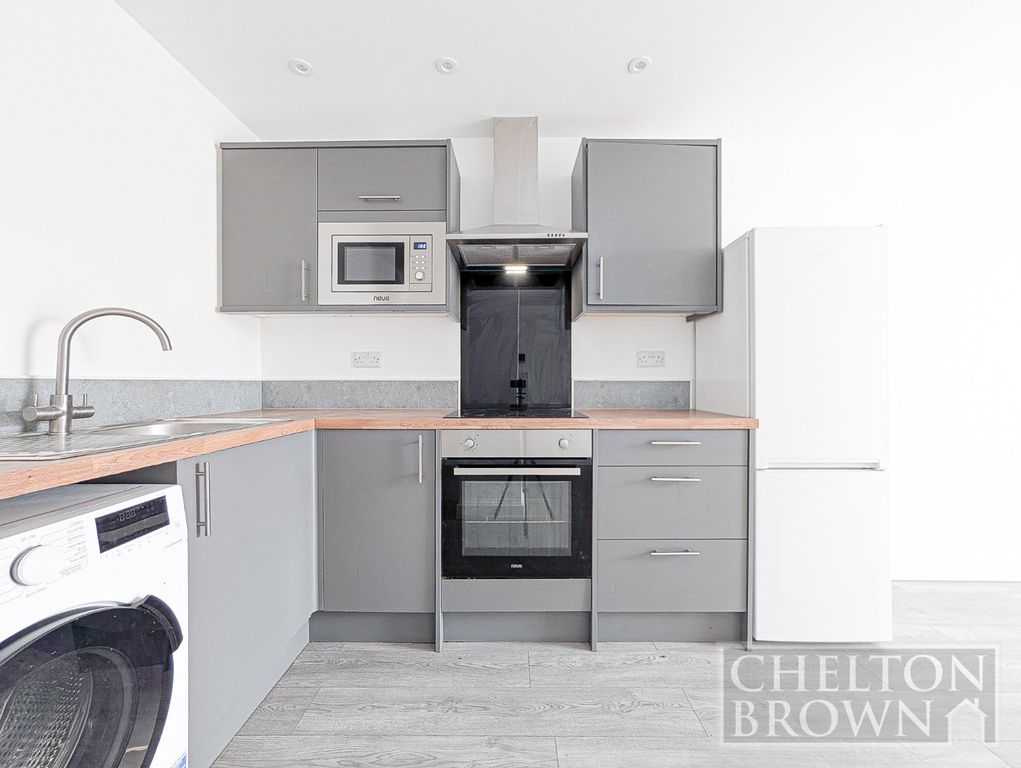 Property photo 2 of 13 Living Space