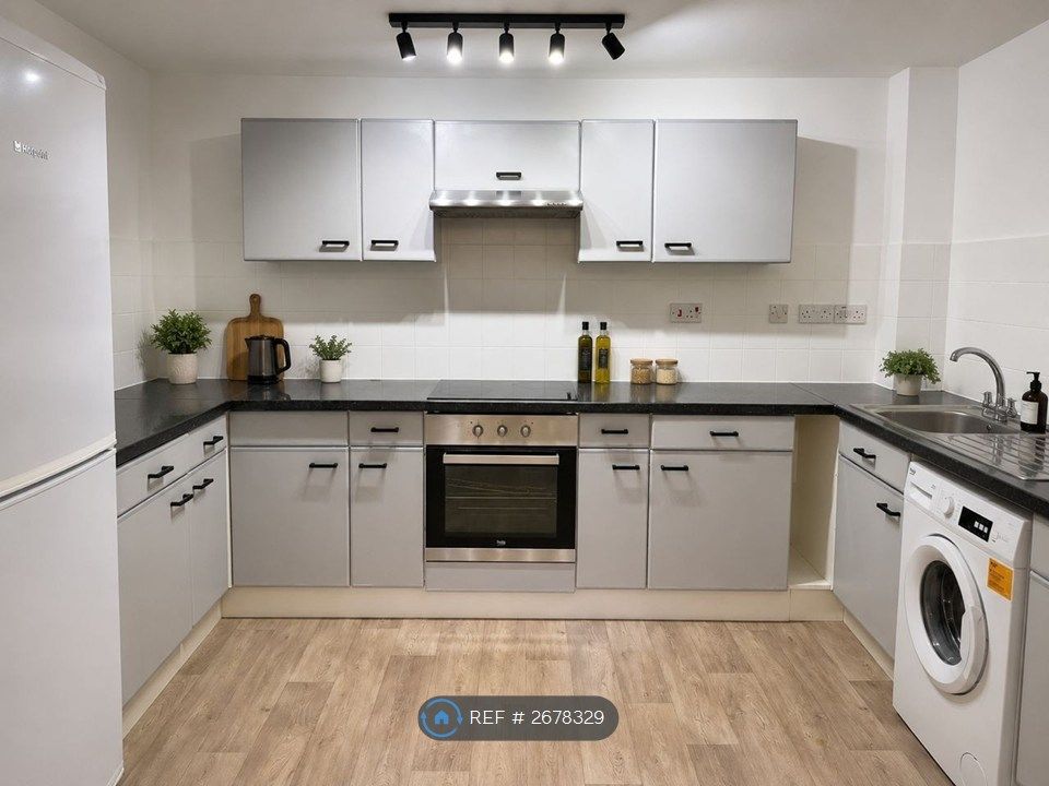 Property photo 2 of 13 Kitchen