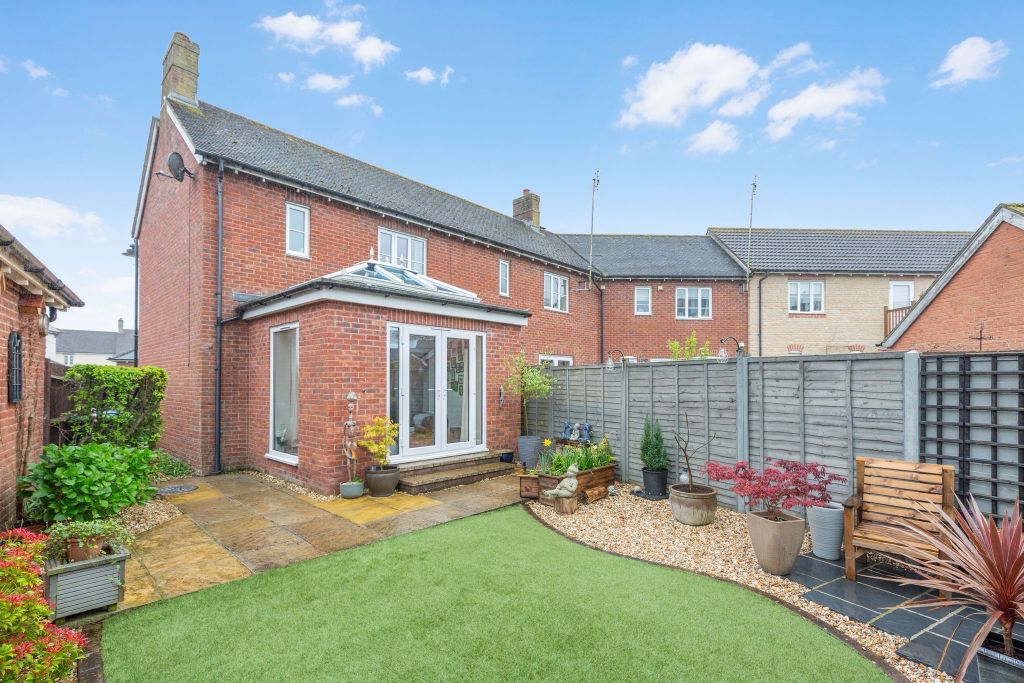 Property photo 1 of 15