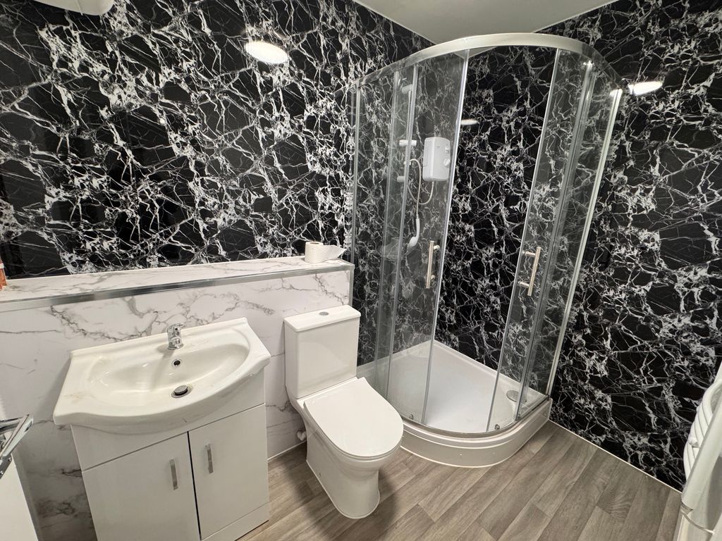 Property photo 3 of 6 Img_9187