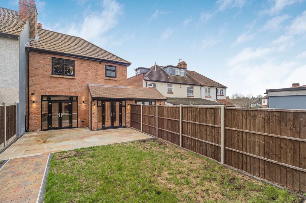 Property photo 3 of 33 Picture No. 09