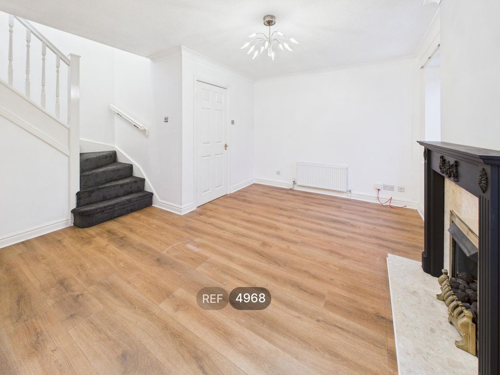 Property photo 3 of 12 Living Room