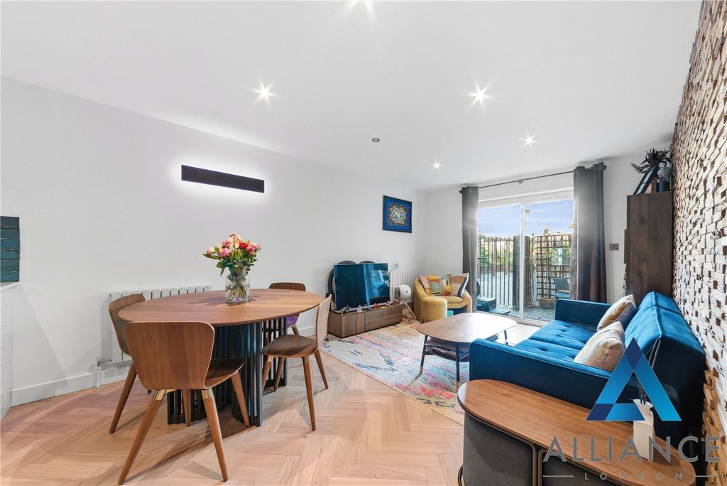 Property photo 2 of 16 Picture No. 07