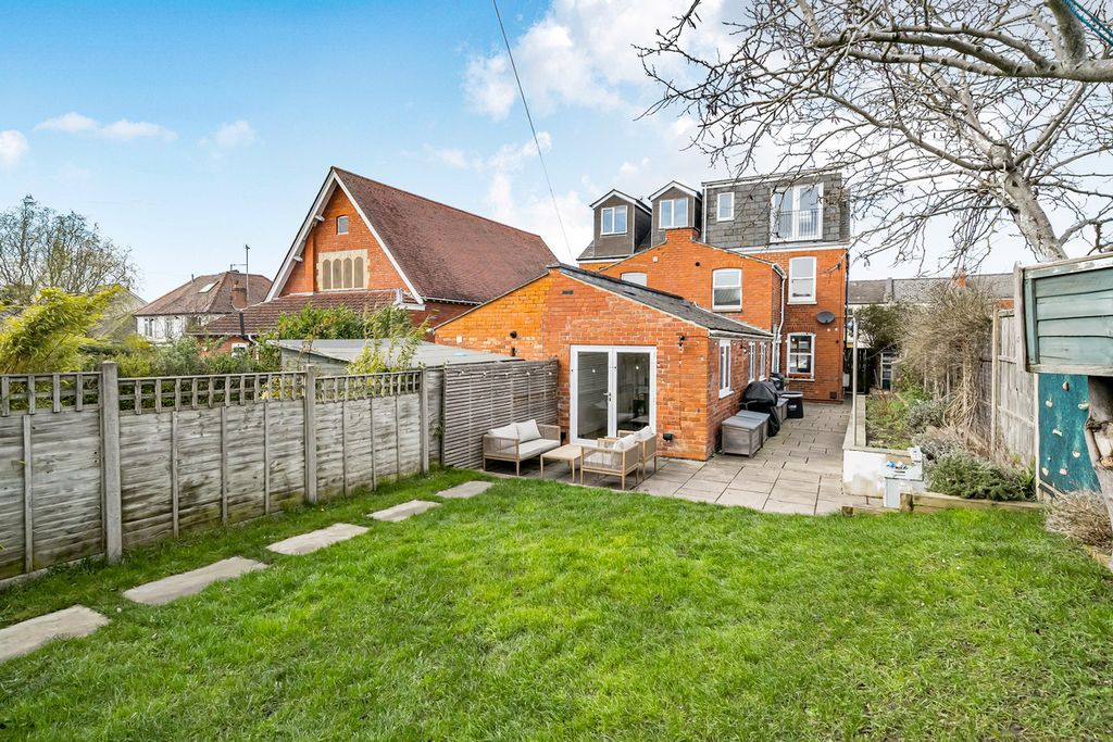 Property photo 3 of 20