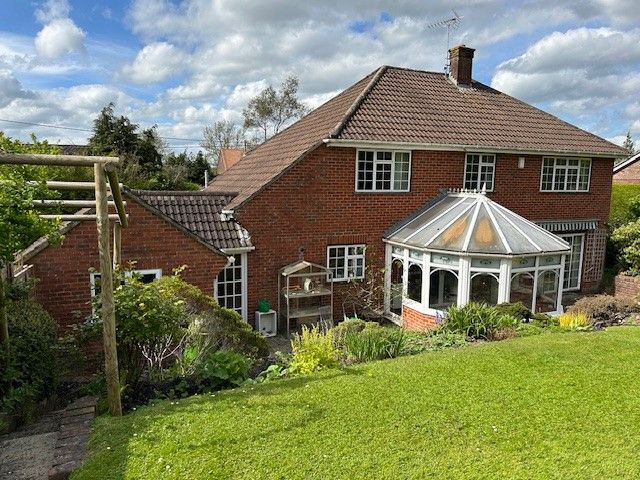 Property photo 2 of 12