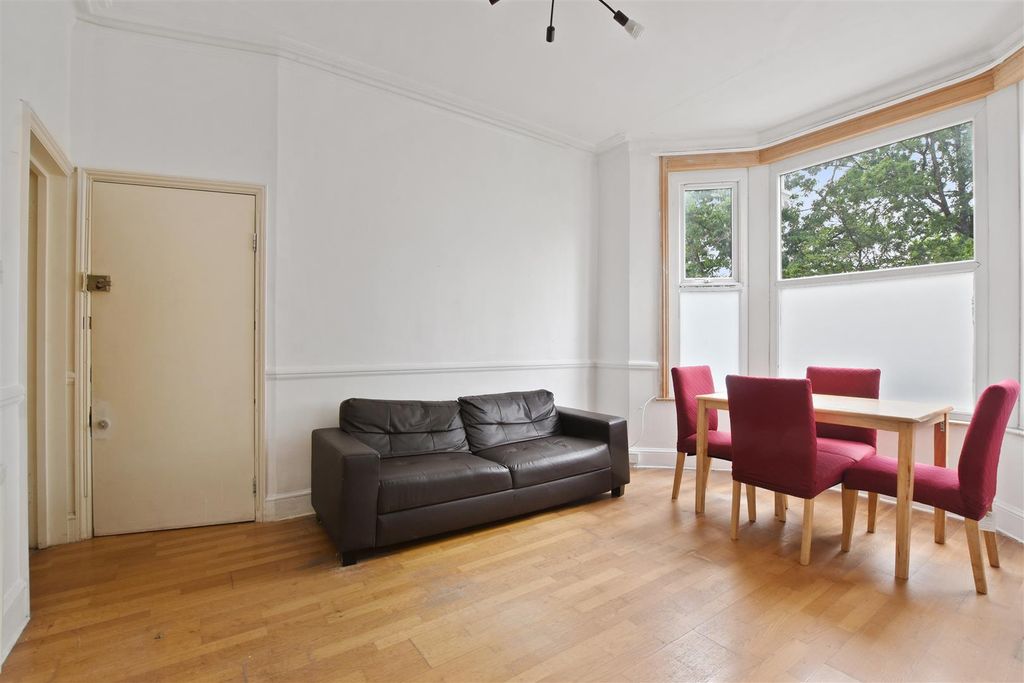 Property photo 3 of 15 15-1559Gcwt - Gff 121 Purves Road - Reception 2 -O