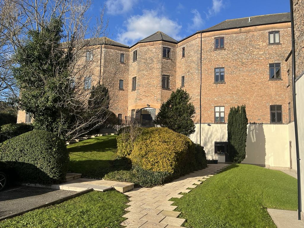 Property photo 1 of 12 Main Image