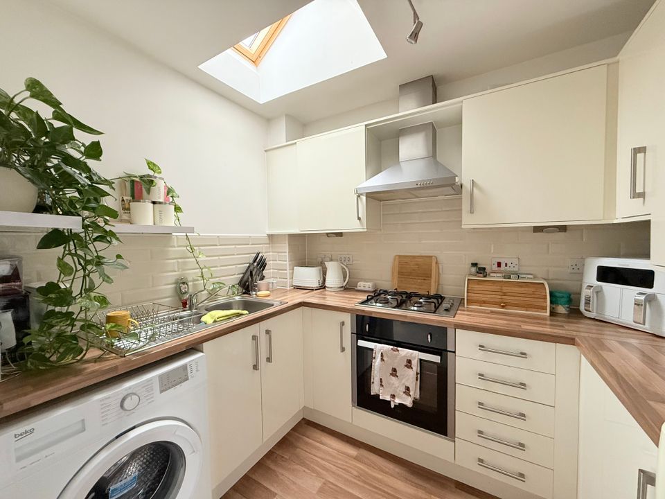 Property photo 2 of 10 Img9508