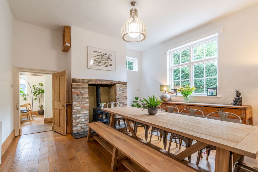 Property photo 3 of 27 Picture No. 06