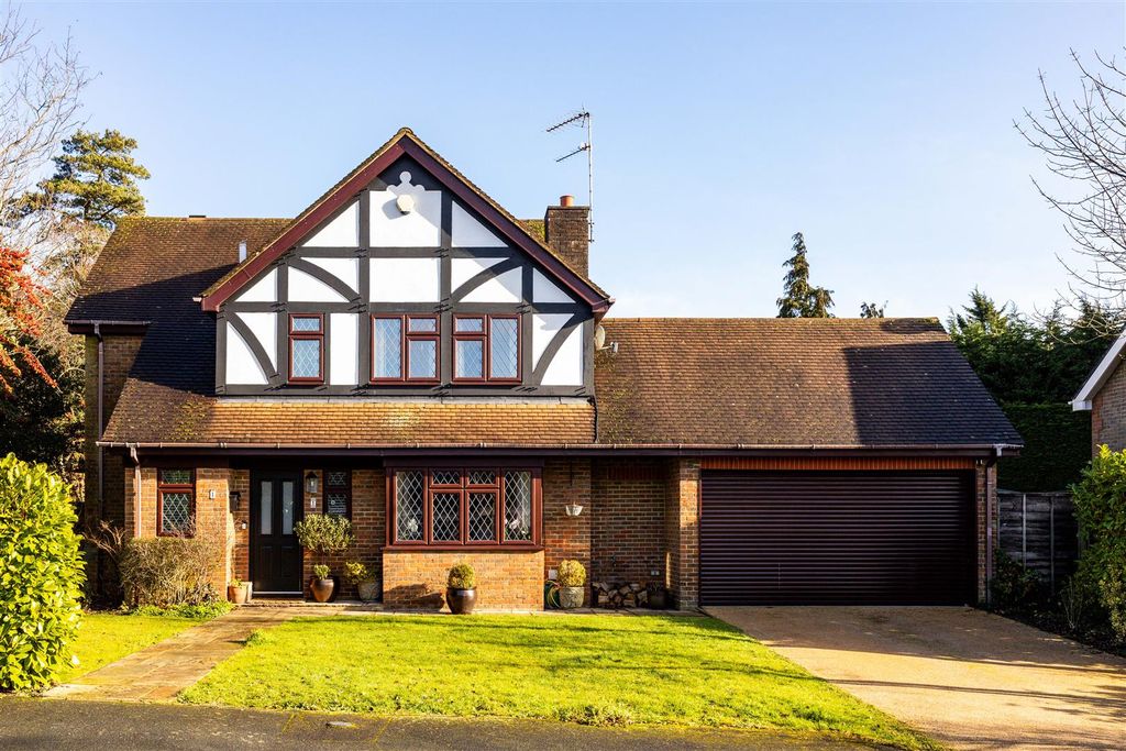 Property photo 1 of 23