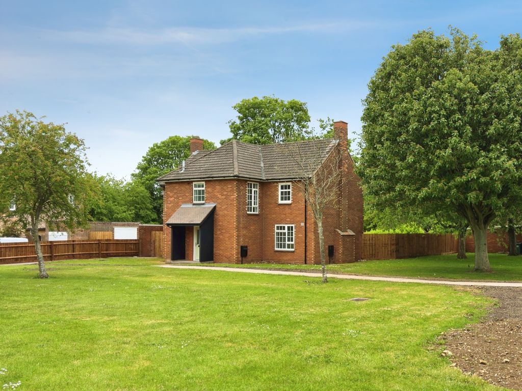 Property photo 1 of 38 Image
