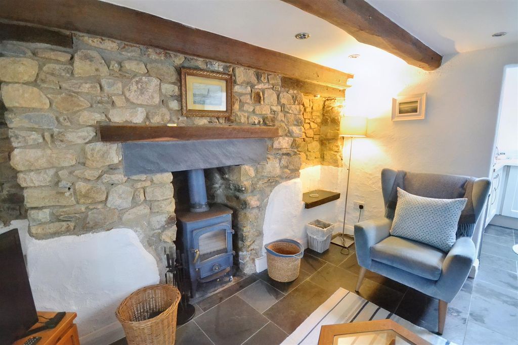 Property photo 3 of 15 Dsc_0634 (1).Jpg