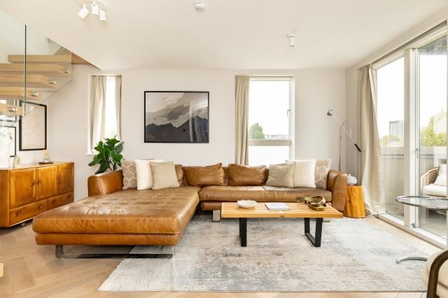 Property photo 1 of 30 Reception Room