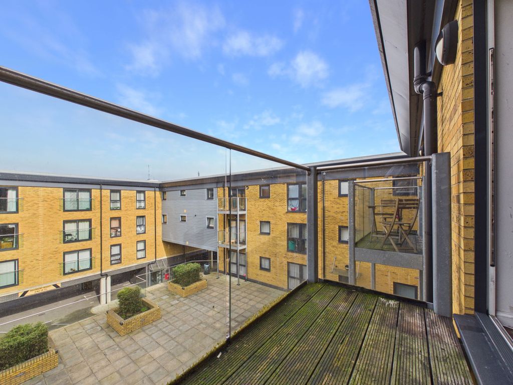 Property photo 3 of 7