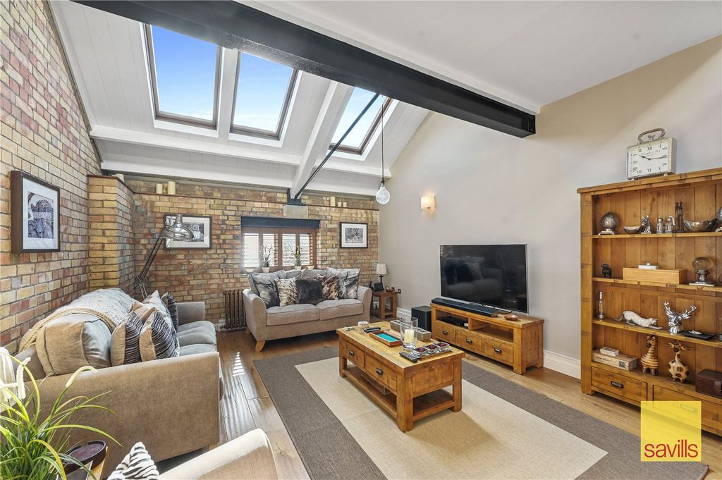 Property photo 2 of 24 Reception Room