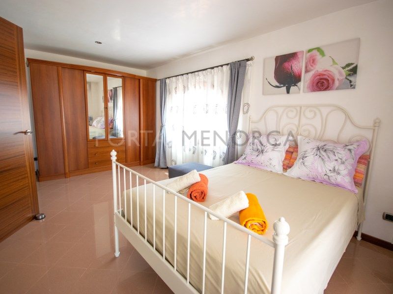 Property photo 2 of 43