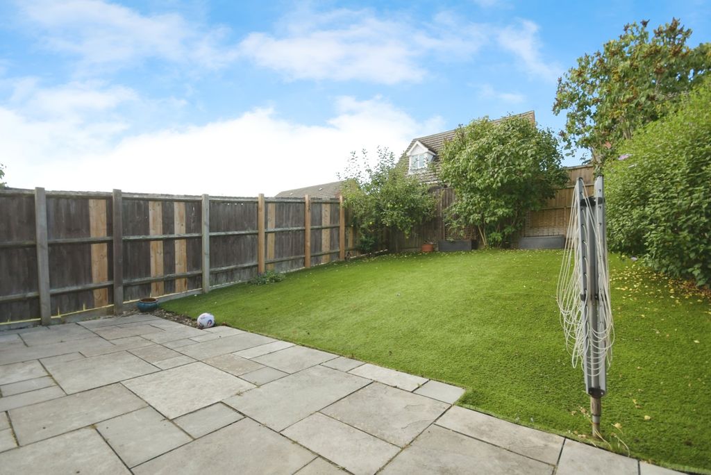 Property photo 3 of 17 Photo