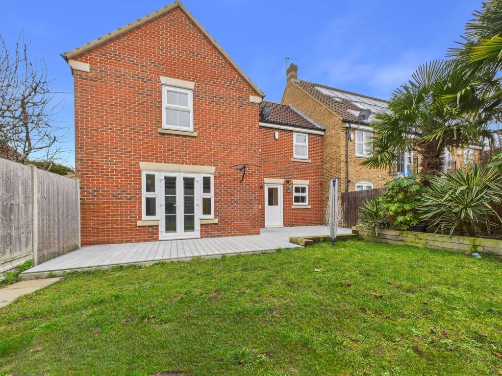 Property photo 1 of 21