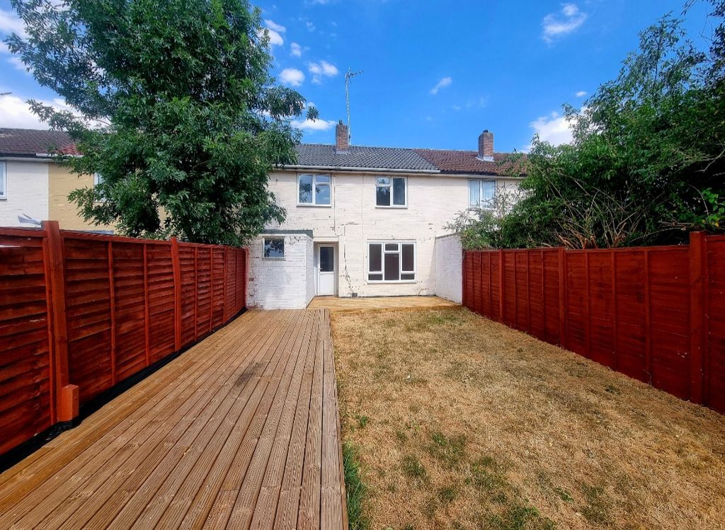 Property photo 1 of 12 Rear