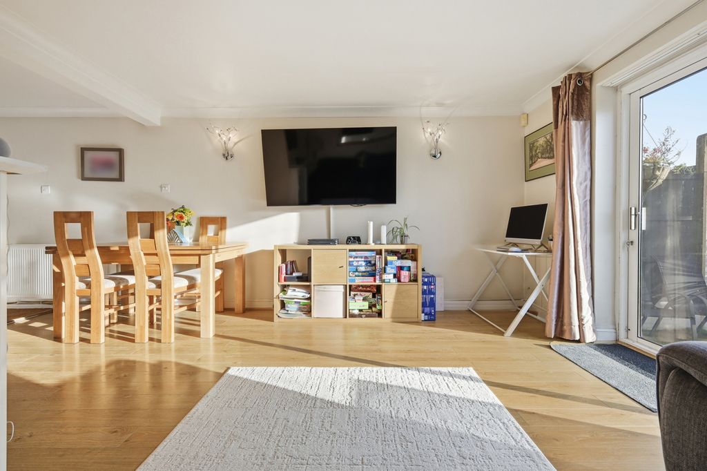 Property photo 3 of 22 Living Room