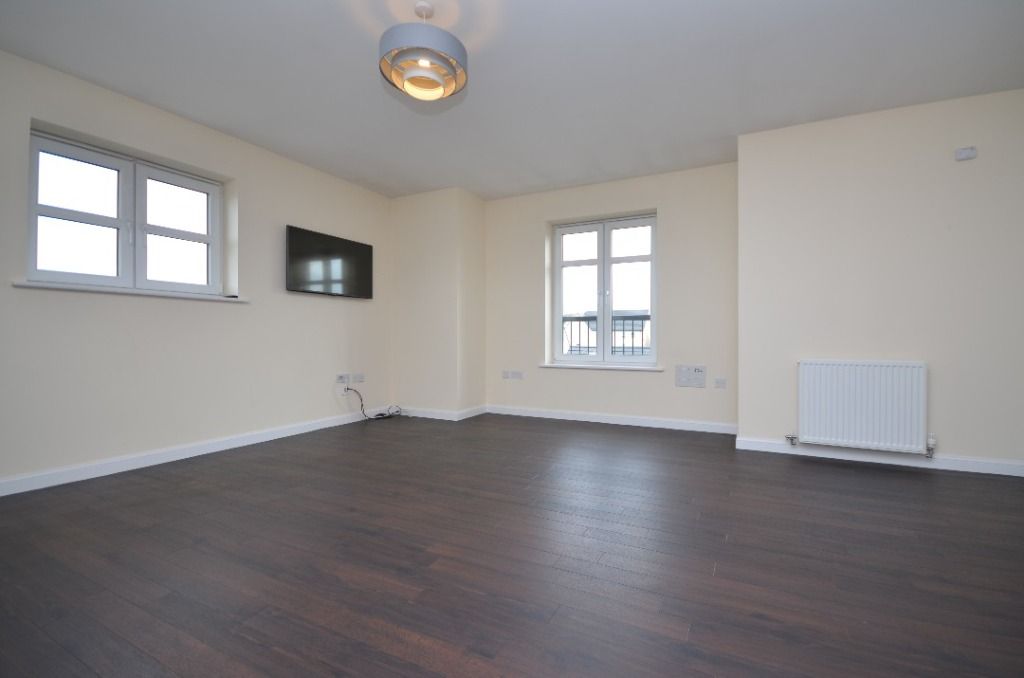 Property photo 2 of 7 Photo 2