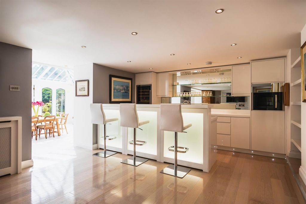 Additional image 22 of 5 bed detached house for salePadley Hill, Grindleford, Hope Valley S32